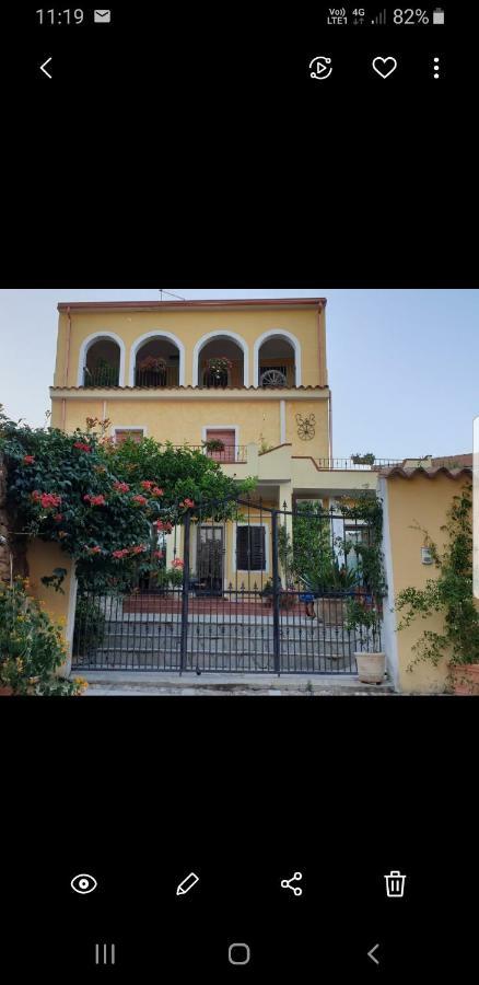 Bed and Breakfast Su Carreri à Armungia Extérieur photo